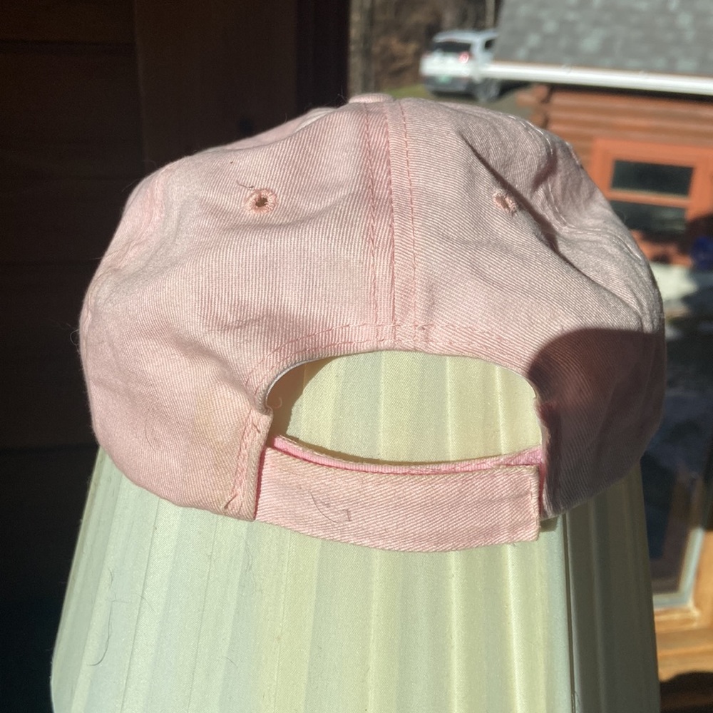Hat‎ - Picture 2 of 2
